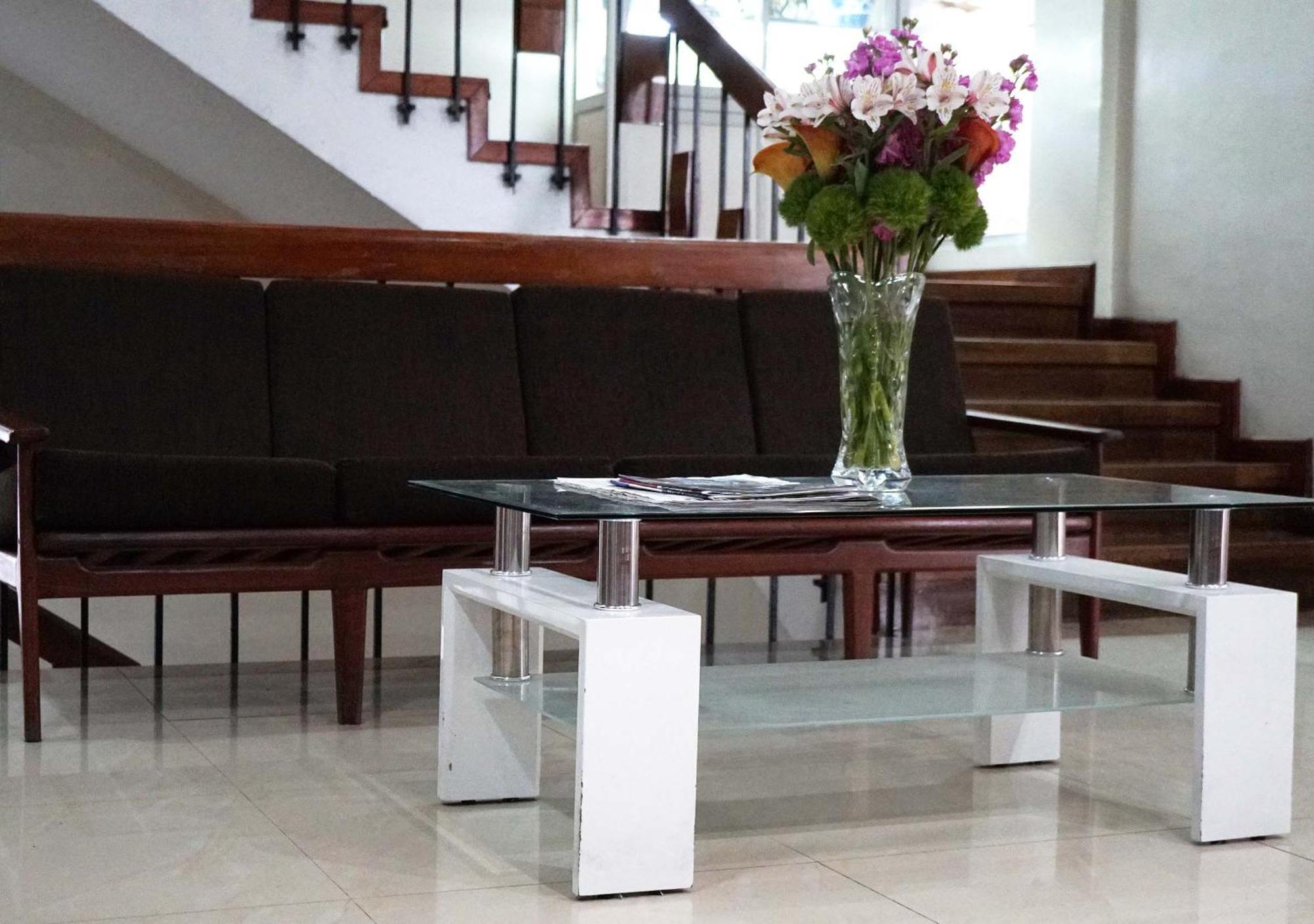 Hotel Lottus Quito Bagian luar foto