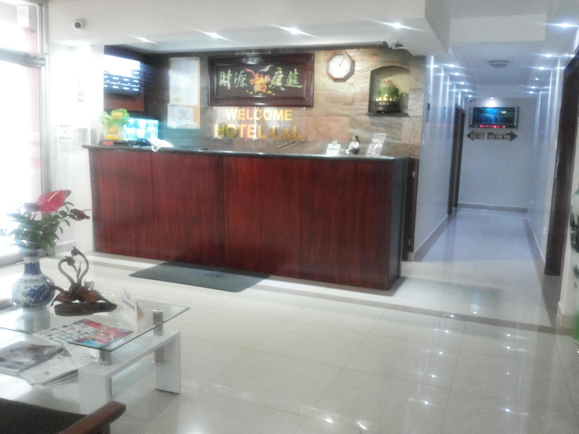 Hotel Lottus Quito Bagian luar foto